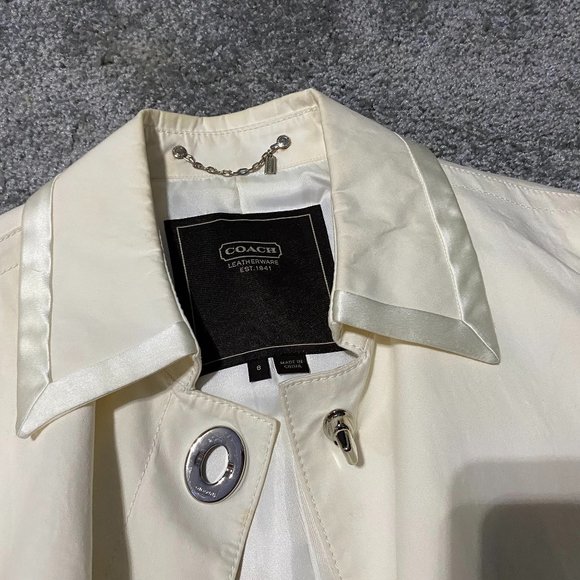 Absolutely Gorgeous, Classy Ivory Canvas/Silk Coach Coat Size 8 - Picture 2 of 7